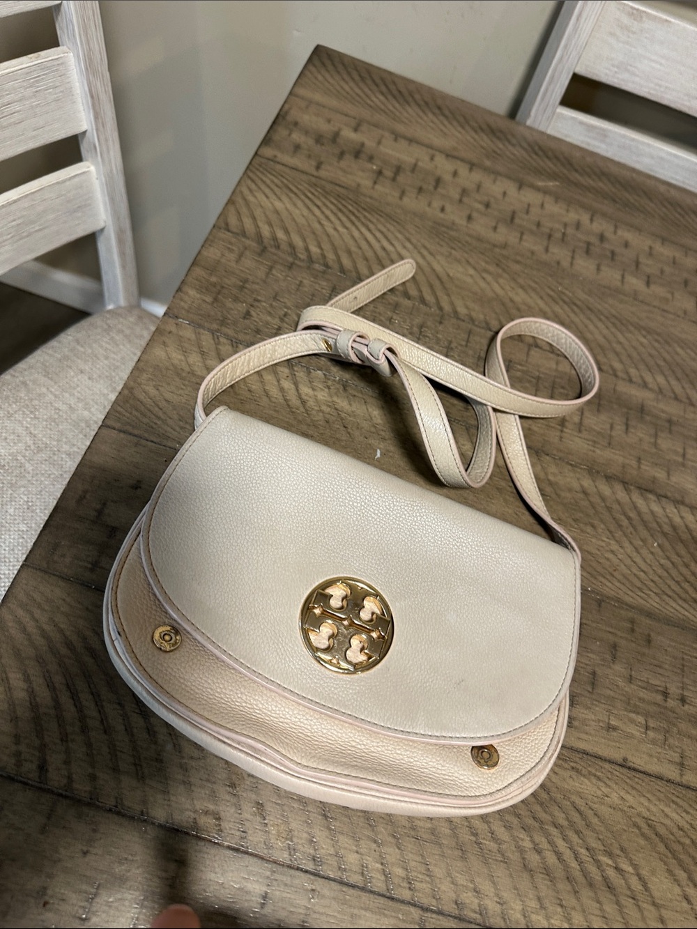 Tory Burch Beige/Cream Pebbled Leather Crossbody with Gold Logo
